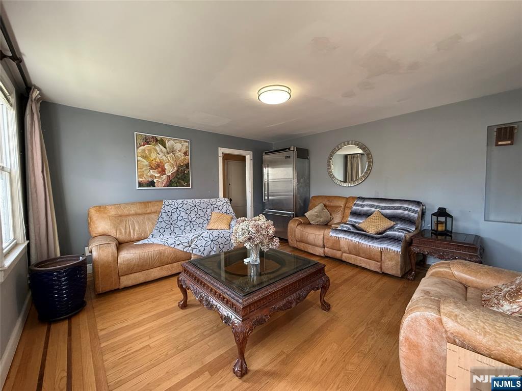 500 Jefferson Street Property Photo 8