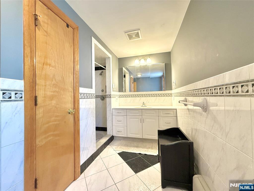 500 Jefferson Street Property Photo 23