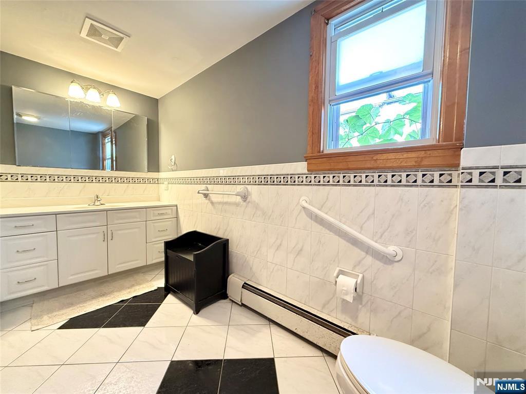 500 Jefferson Street Property Photo 24