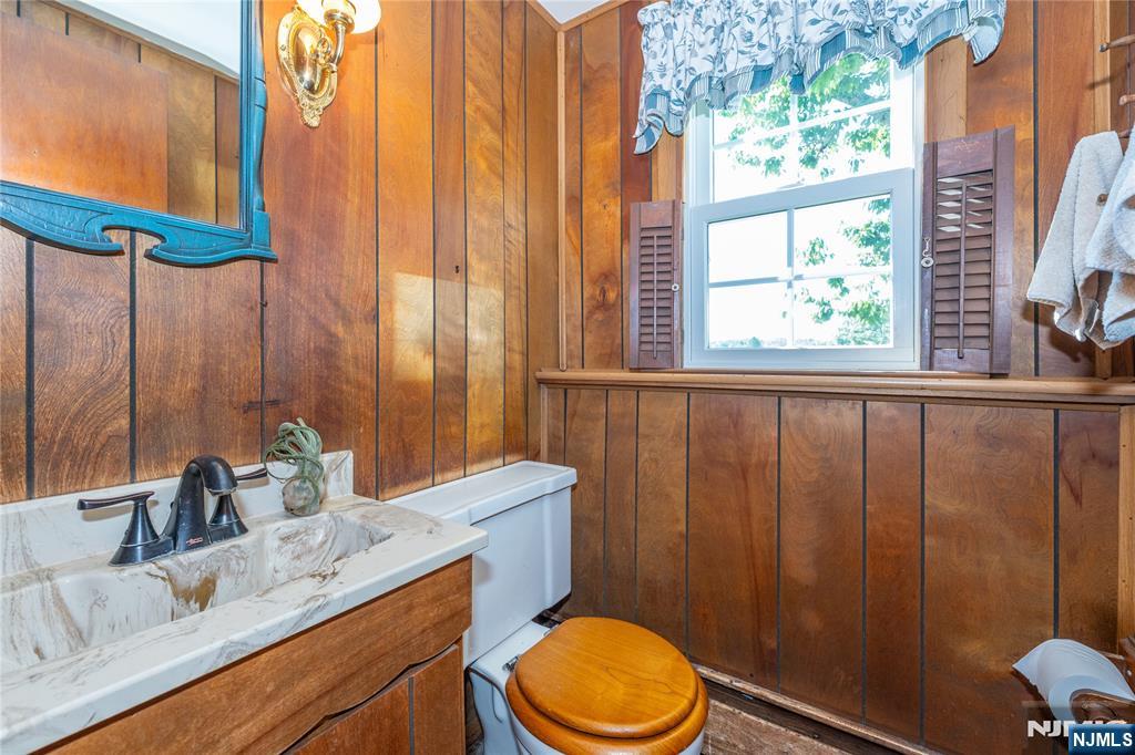 64 Sanford Drive Property Photo 32