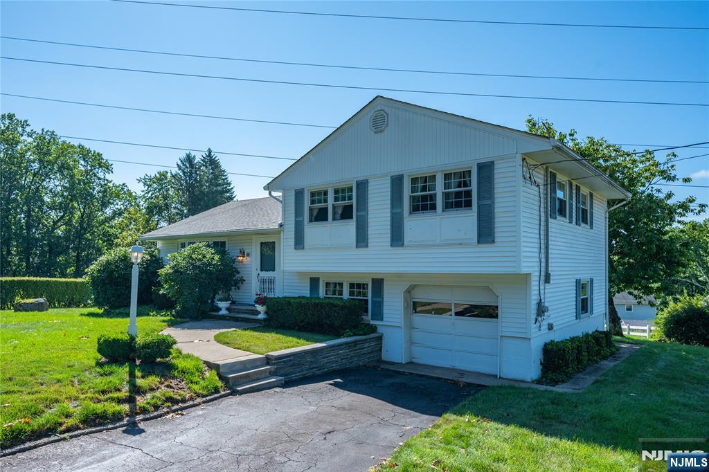 64 Sanford Drive Property Photo 41