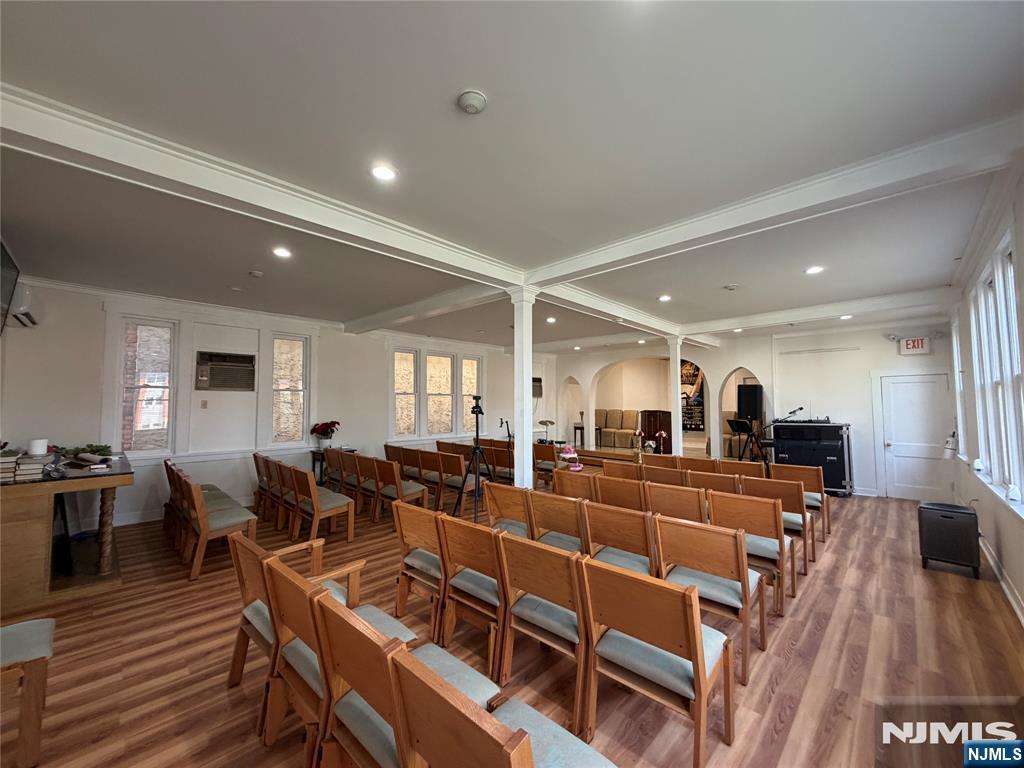 4009 Liberty Avenue Property Photo 8