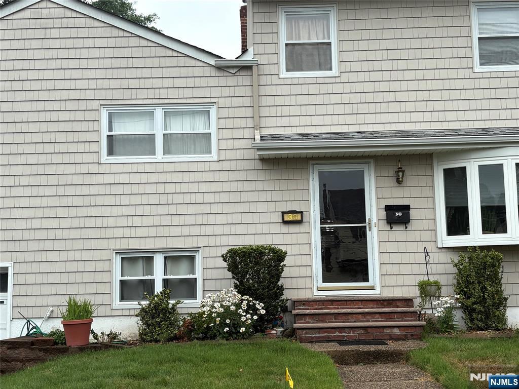 30 Harding Avenue Property Photo 1