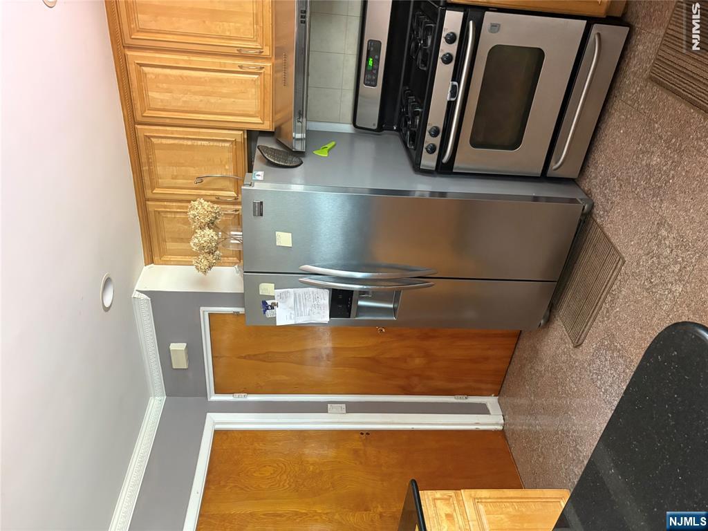 30 Harding Avenue Property Photo 12