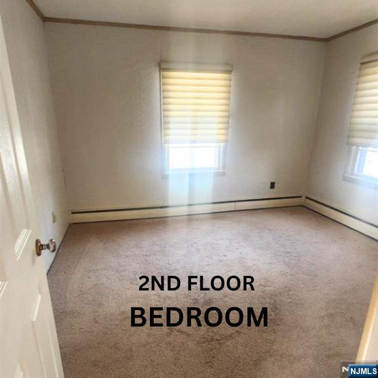 258 Everett Avenue Property Photo 14