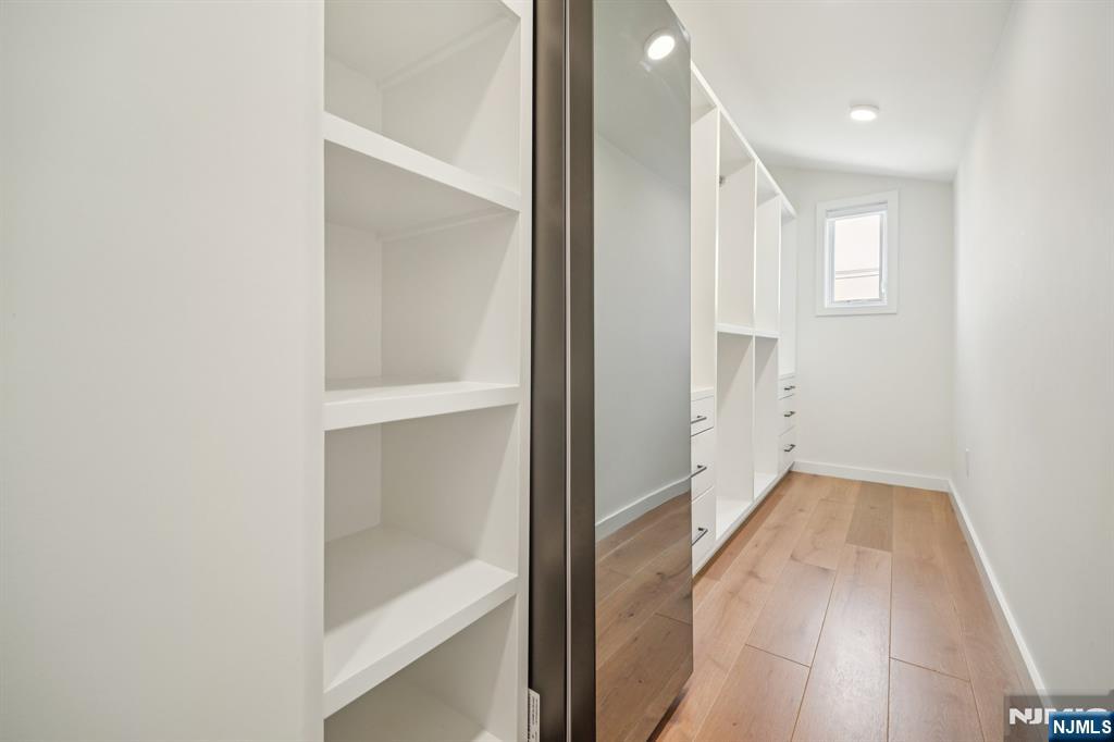 66b Henry Avenue Property Photo 25