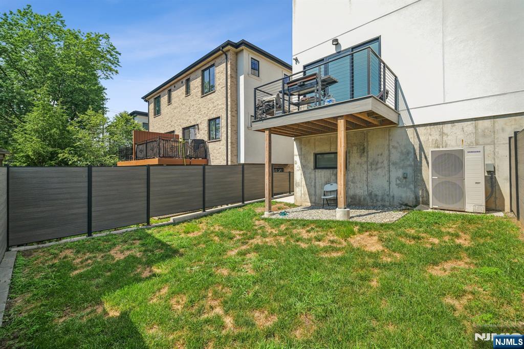 66b Henry Avenue Property Photo 40