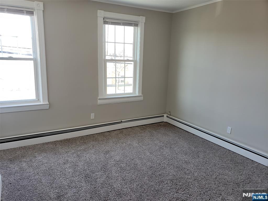 610 Cortlandt Street Property Photo 13