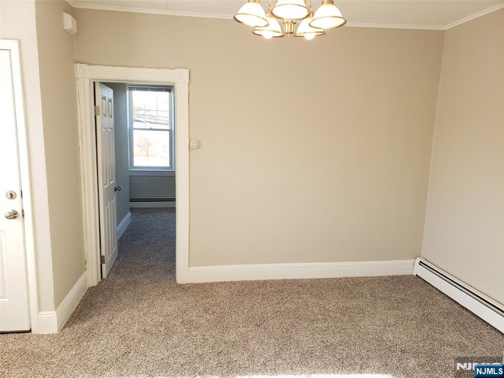610 Cortlandt Street Property Photo 15