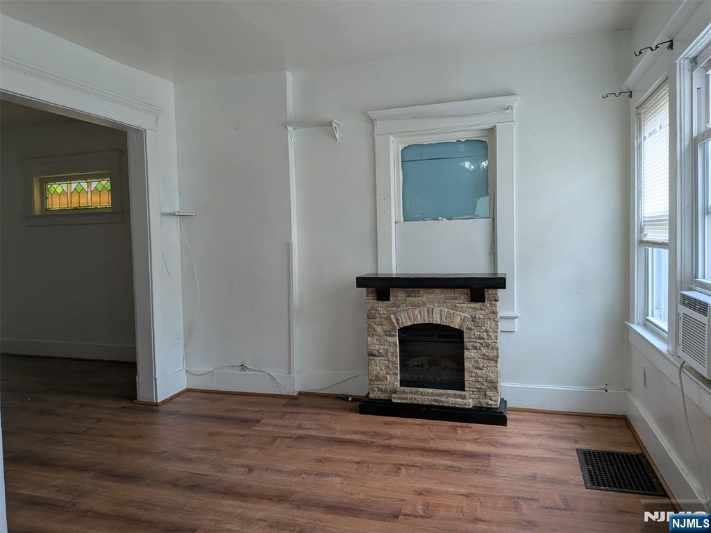 143 Atlantic Street Property Photo 4