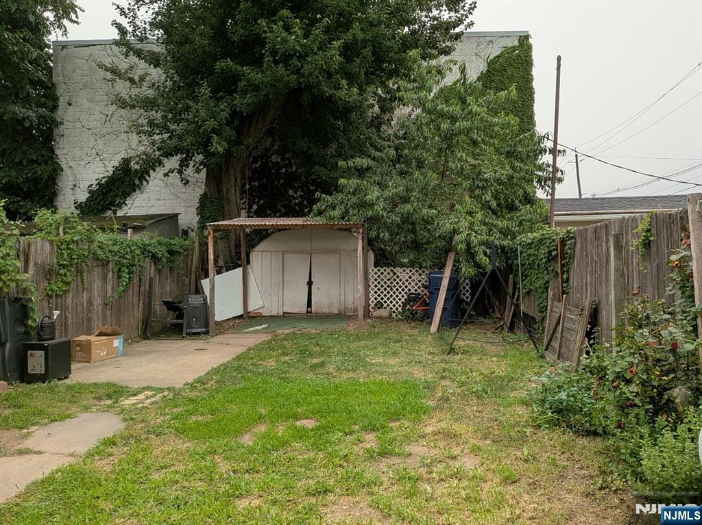 143 Atlantic Street Property Photo 11