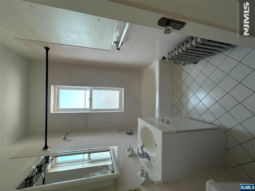 292 Lawton Avenue Property Photo 5