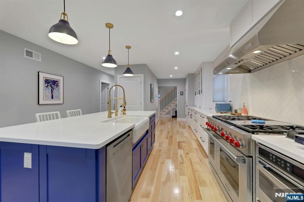106 Lake Street Property Photo 15