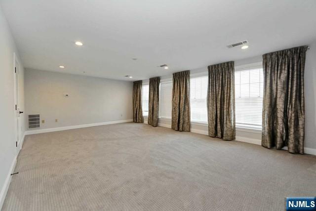 2315 The Plaza 2315 Property Photo 10