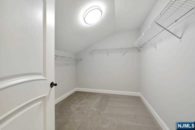 2315 The Plaza 2315 Property Photo 12