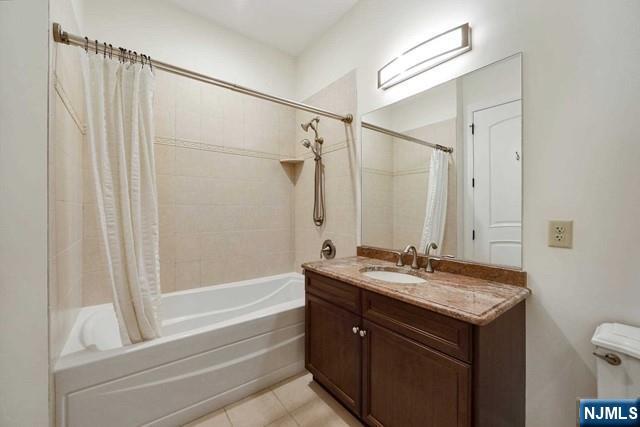 2315 The Plaza 2315 Property Photo 13