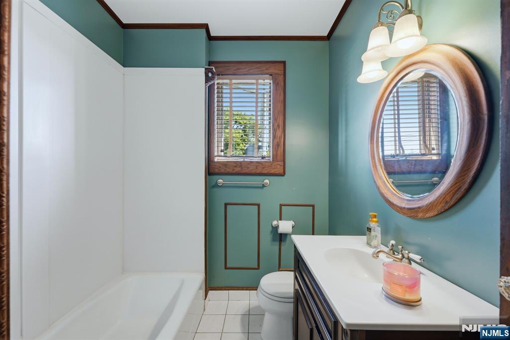 930 Ramapo Avenue Property Photo 12