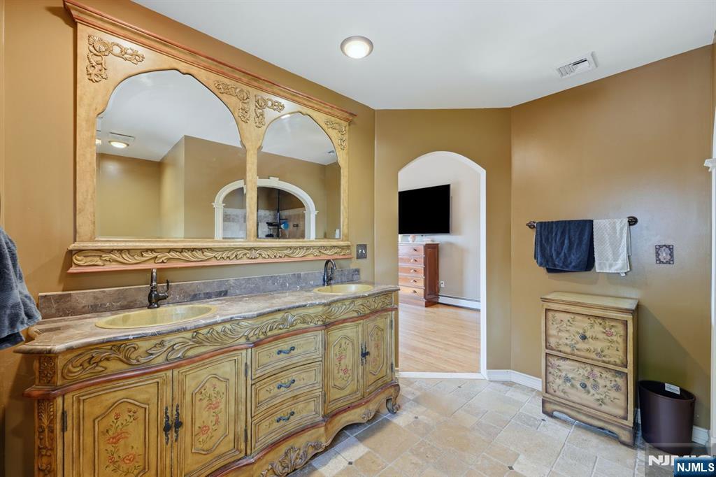 930 Ramapo Avenue Property Photo 31