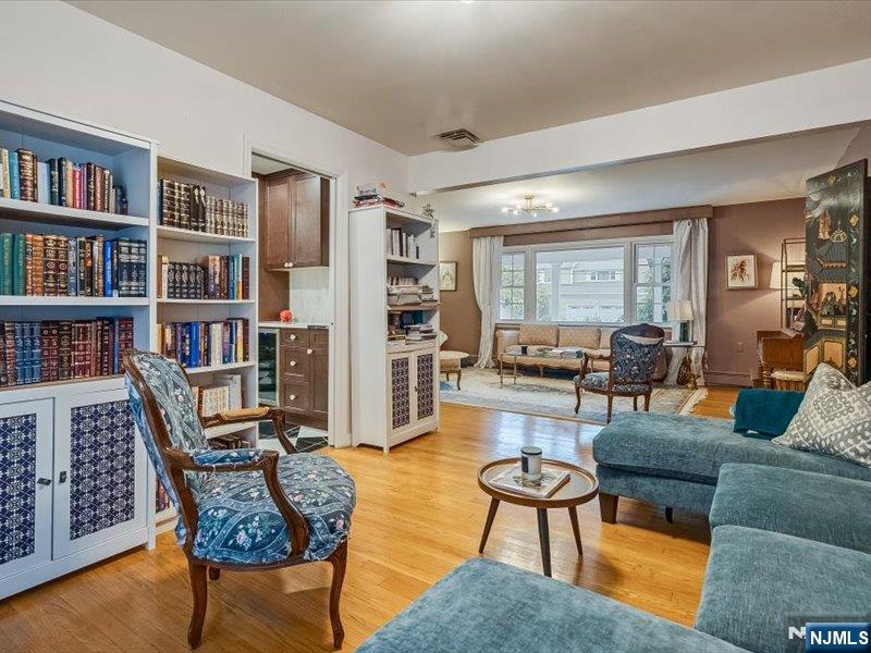 372 Mckinley Boulevard Property Photo 10