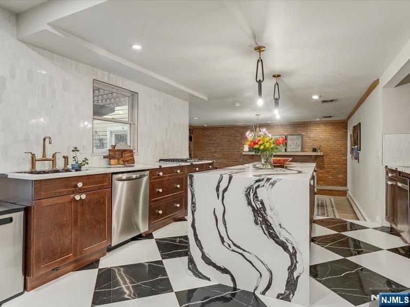 372 Mckinley Boulevard Property Photo 13