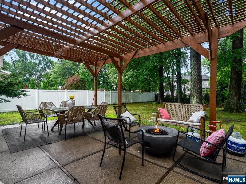 372 Mckinley Boulevard Property Photo 33