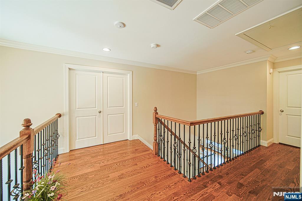 290 Mccloud Drive Property Photo 21