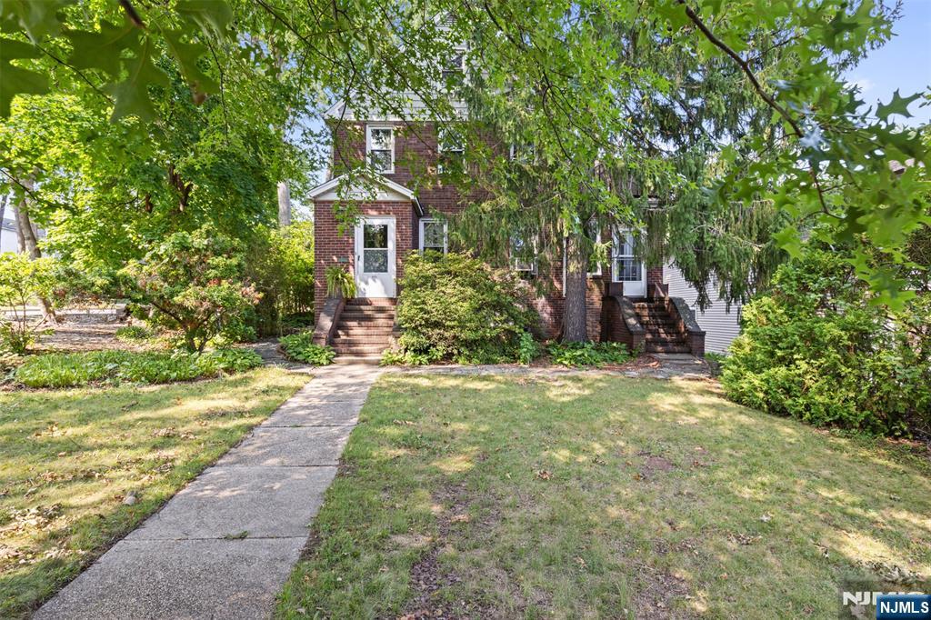 173 Linwood Avenue Property Photo 6