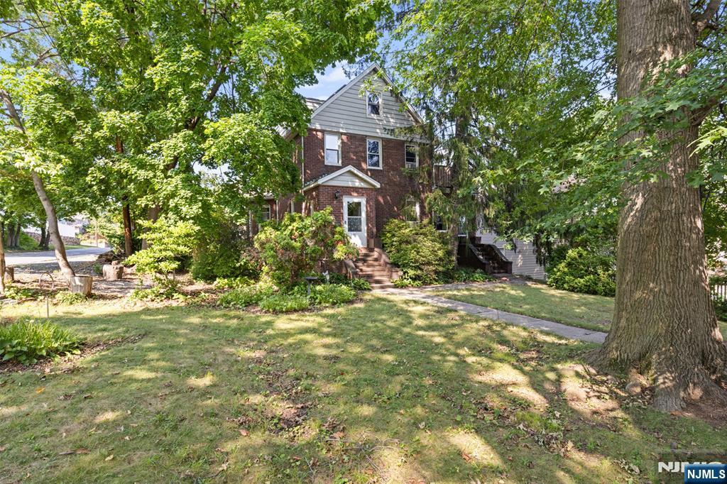 173 Linwood Avenue Property Photo 8