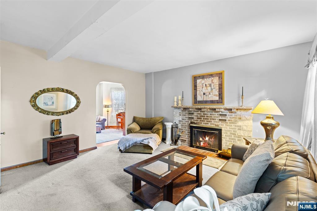 173 Linwood Avenue Property Photo 10