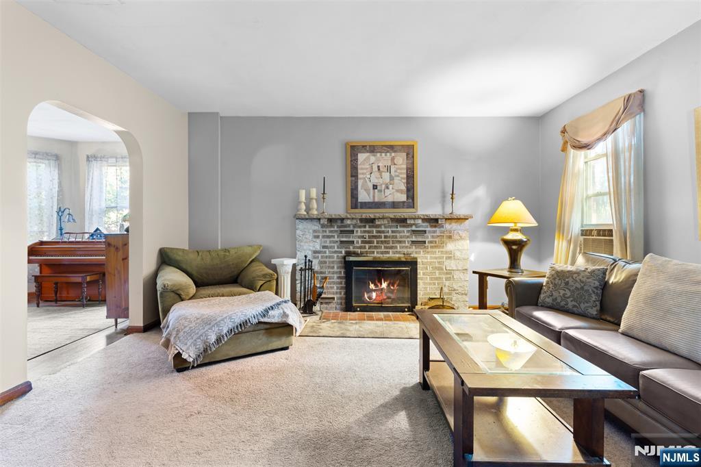 173 Linwood Avenue Property Photo 11