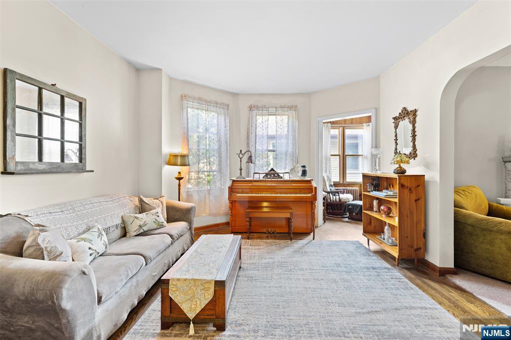 173 Linwood Avenue Property Photo 14