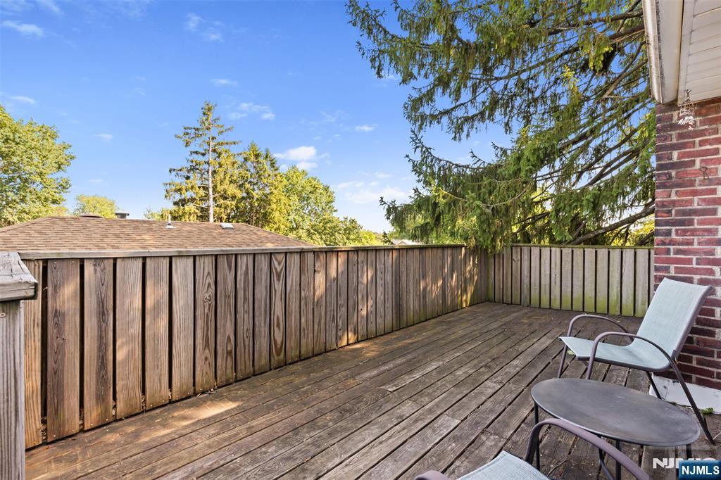 173 Linwood Avenue Property Photo 25
