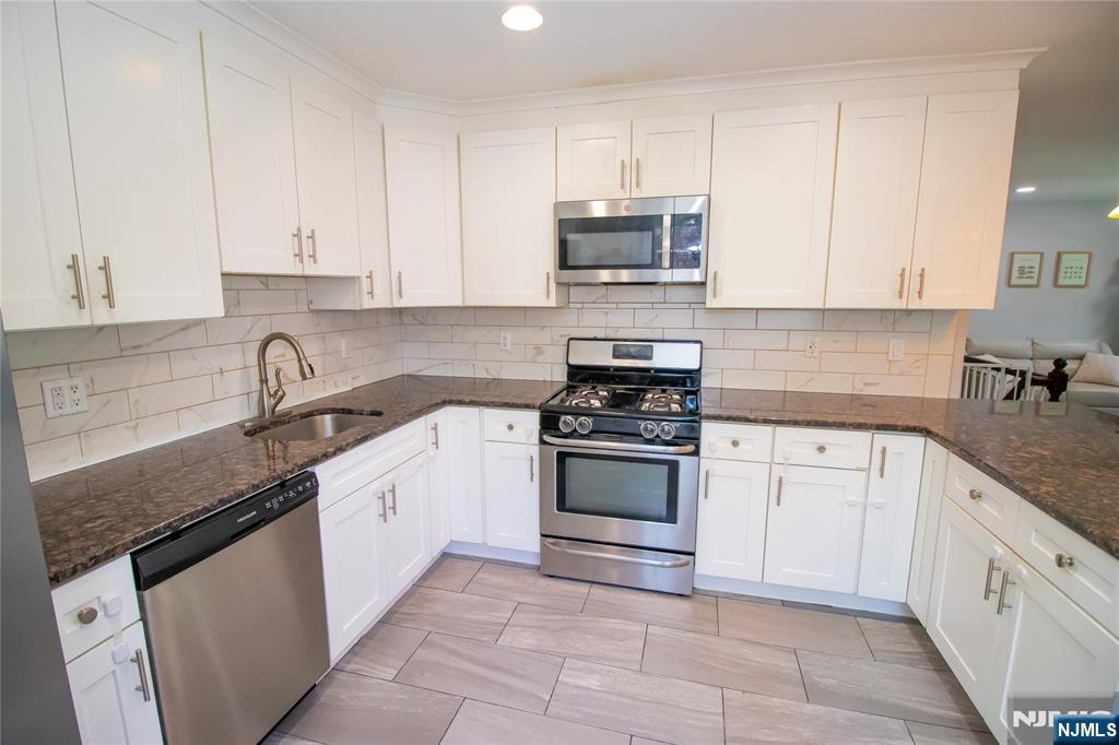 101 Larch Avenue Property Photo 6