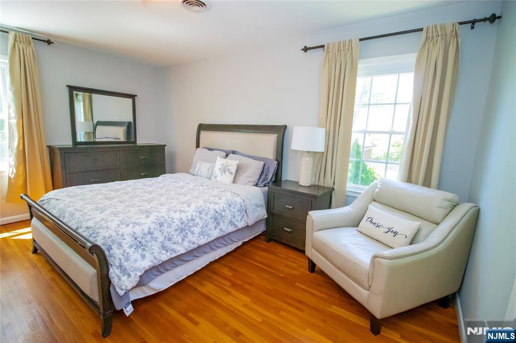 101 Larch Avenue Property Photo 8