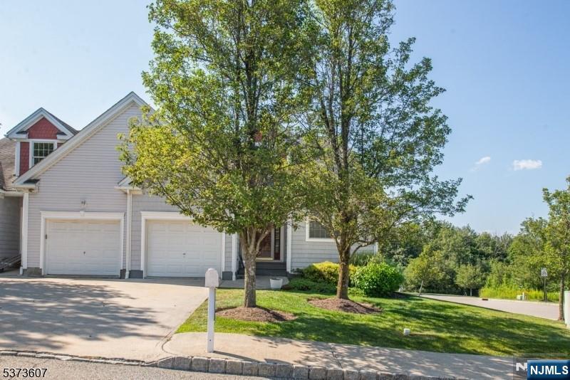 11 Fairchild Lane 11 Property Photo 2