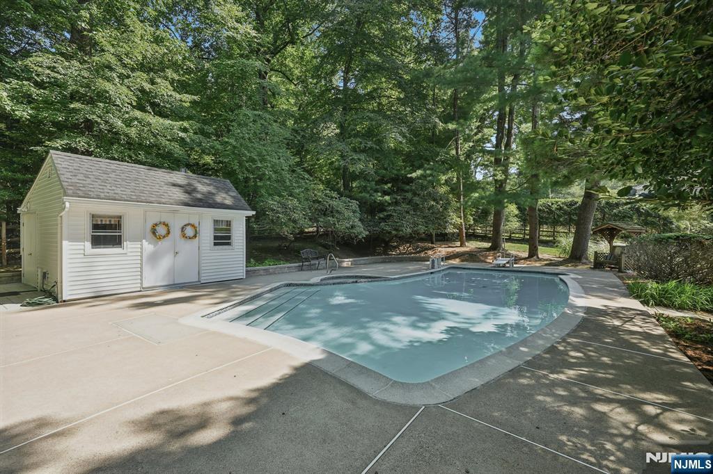 36 Stonefence Road Property Photo 39