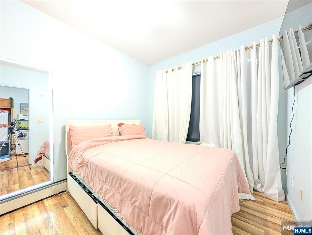 80 Schuyler Avenue 5 Property Photo 6