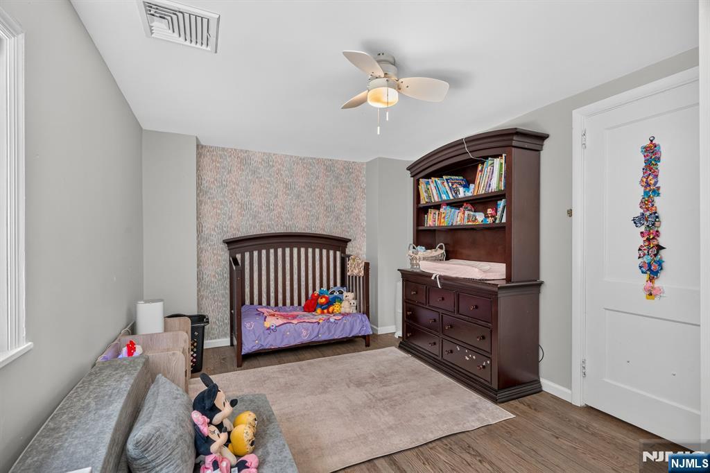 435 Claremont Avenue Property Photo 16