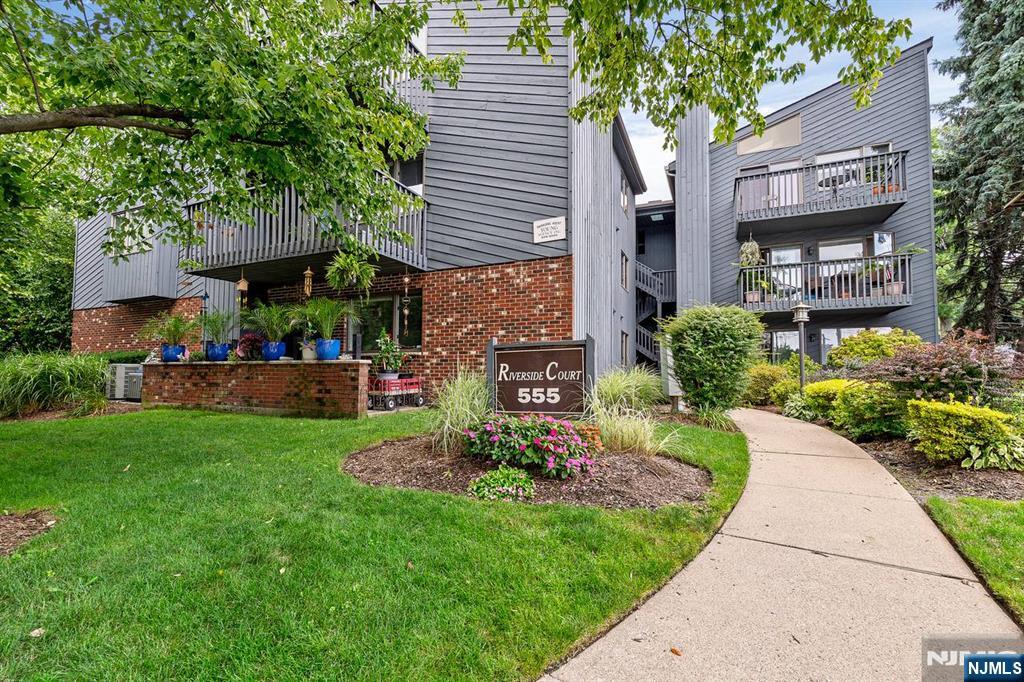 555 Riverside Avenue 12 Property Photo 1