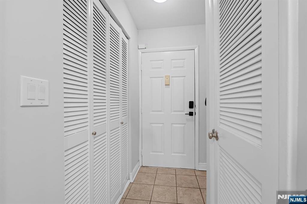555 Riverside Avenue 12 Property Photo 4
