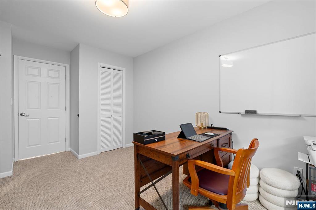 555 Riverside Avenue 12 Property Photo 18