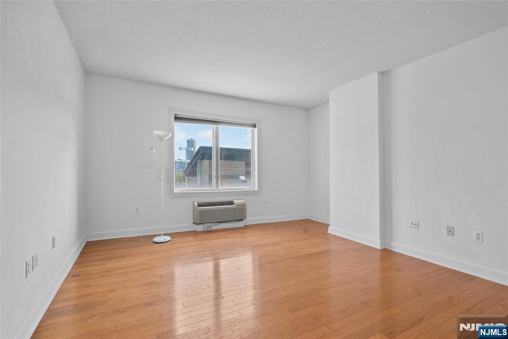 5109 City Place Property Photo 6