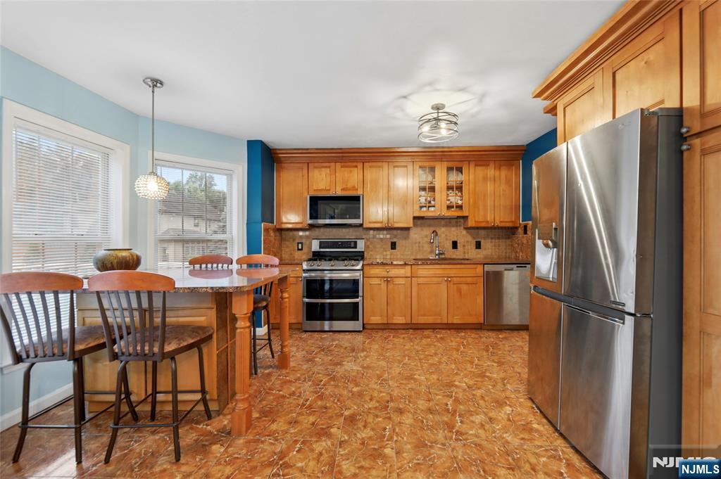 127 Clark Avenue Property Photo 5