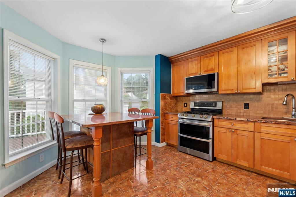 127 Clark Avenue Property Photo 7
