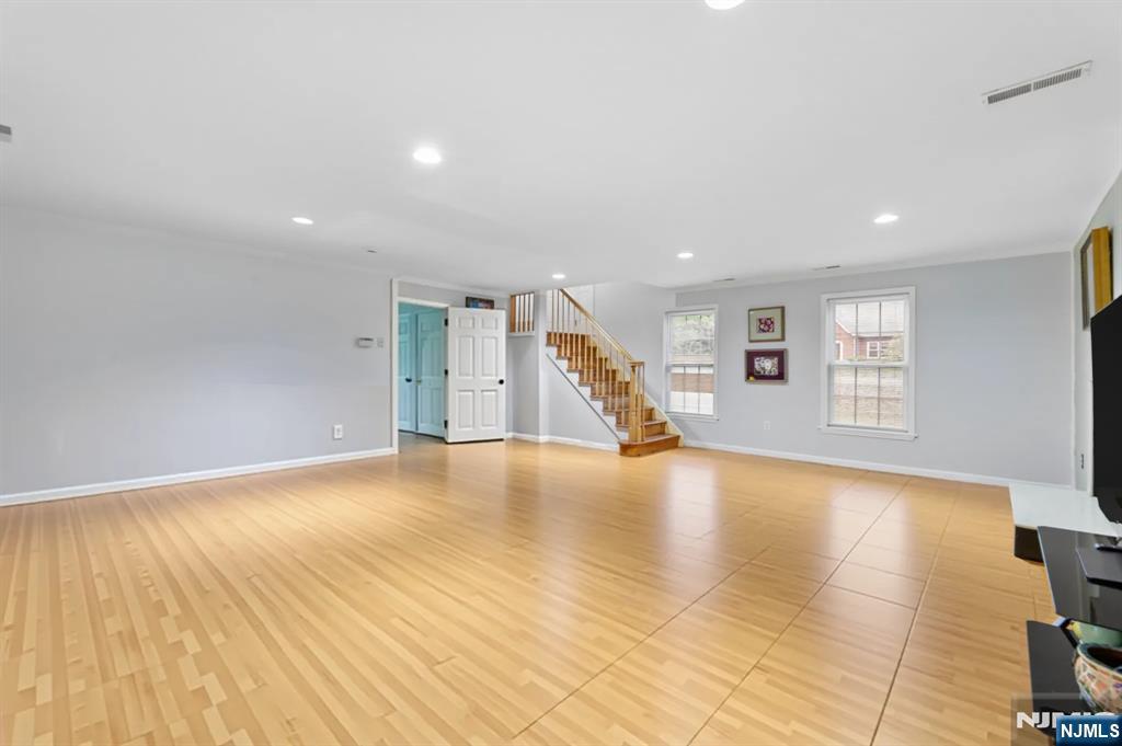 127 Clark Avenue Property Photo 20