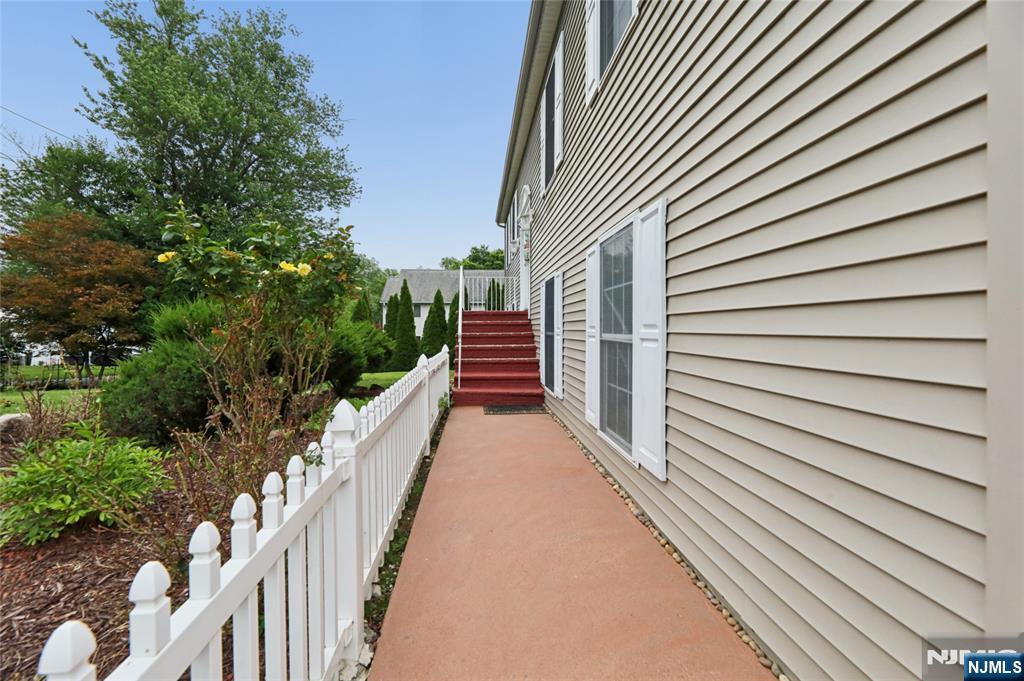 127 Clark Avenue Property Photo 23