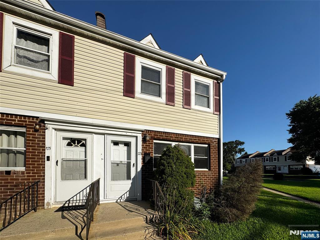 173 Primrose Lane Property Photo 2