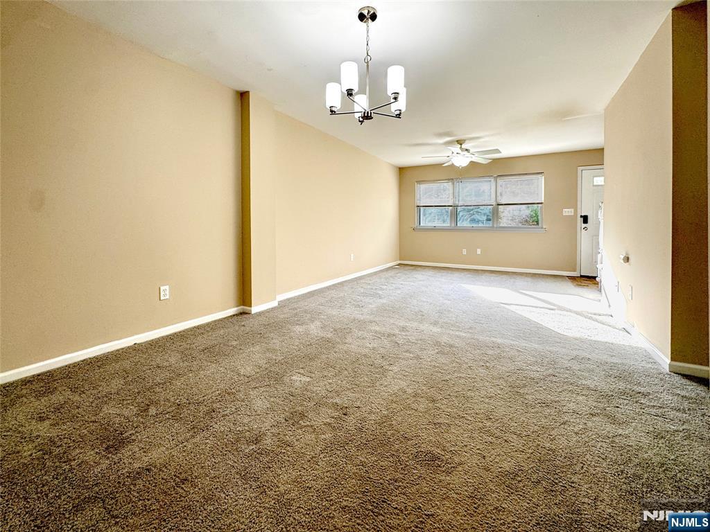 173 Primrose Lane Property Photo 7