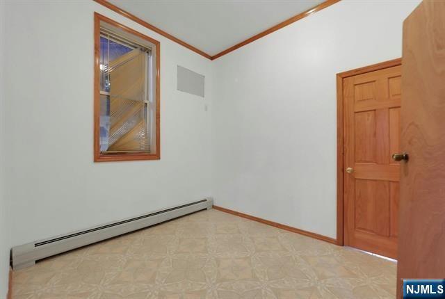 300 49th Street Property Photo 8