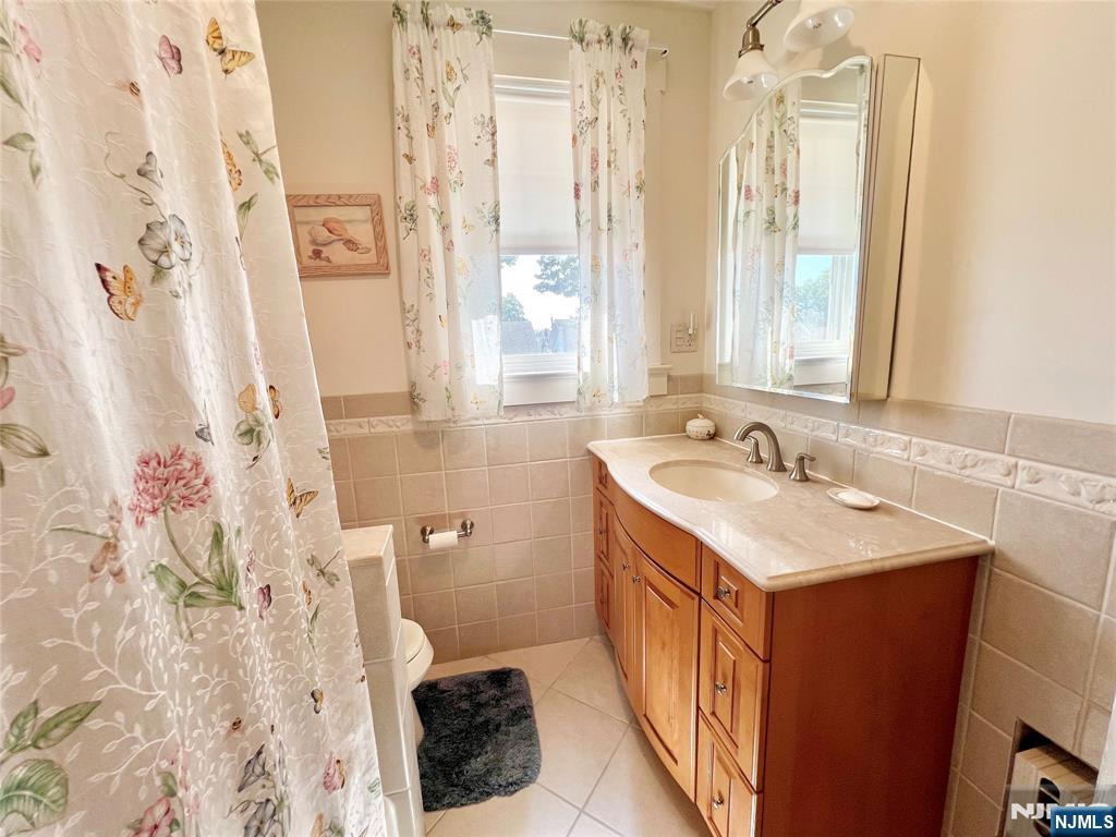 30 Bremond Street Property Photo 20